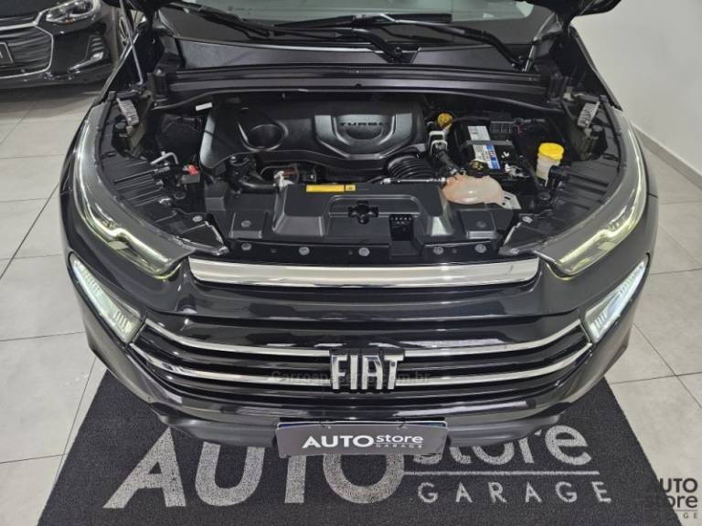FIAT - TORO - 2021/2022 - Preta - R$ 117.900,00